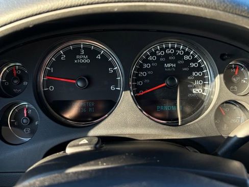 Used 2008 GMC Sierra 2500 SLT w/ Z71 Off-Road Package image 32