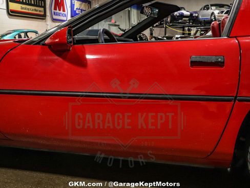 Used 1987 Chevrolet Corvette Coupe image 36
