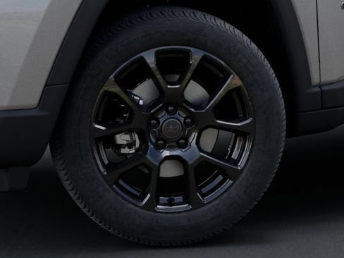 New 2026 Jeep Compass Latitude AWD/4WD image 8