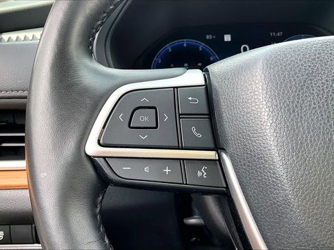Used 2025 Toyota Grand Highlander FWD image 24