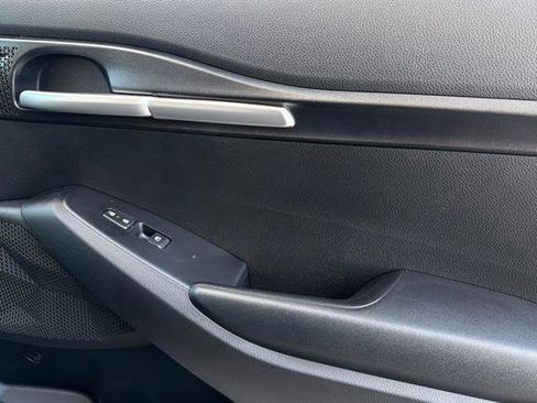 New 2026 Kia Seltos LX FWD image 34