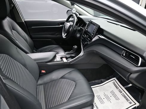 Used 2024 Toyota Camry SE FWD image 28