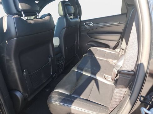 Used 2020 Jeep Grand Cherokee Limited AWD/4WD image 15