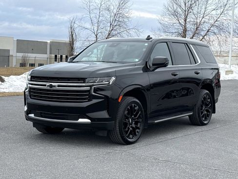 Used 2024 Chevrolet Tahoe LT w/ Luxury Package image 27