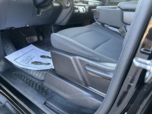 Used 2024 Chevrolet Silverado 1500 W/T w/ WT Value Package image 17