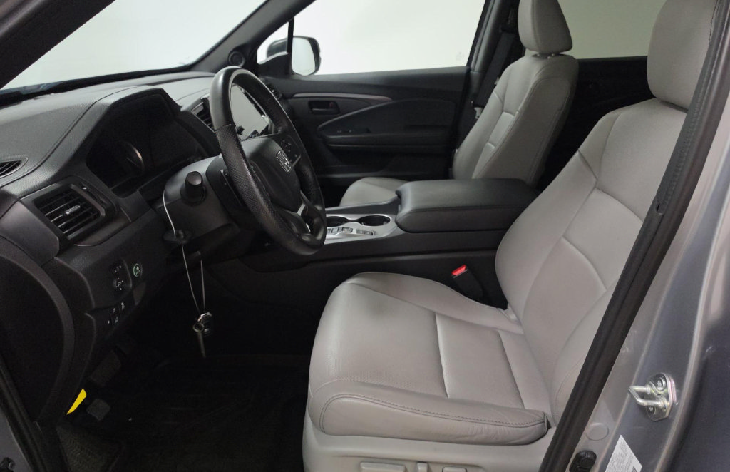 Used 2024 Honda Passport EX-L image 7