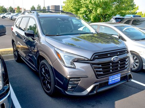 Used 2024 Subaru Ascent Onyx Edition AWD/4WD image 4