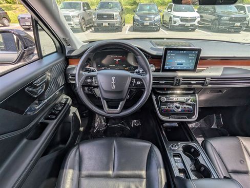 Used 2022 Lincoln Corsair Reserve w/ Elements Package image 18