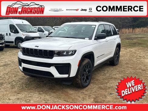 New 2026 Jeep Grand Cherokee Altitude image 1