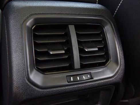 Used 2023 Volkswagen Taos SE w/ Panoramic Sunroof Package AWD/4WD image 23