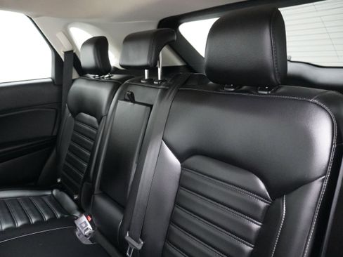 Used 2020 Ford Edge SEL w/ Convenience Package image 9