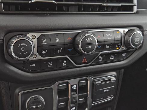 New 2025 Jeep Wrangler Unlimited Sahara image 13