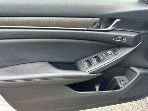 Used 2020 Honda Accord EX-L image 17