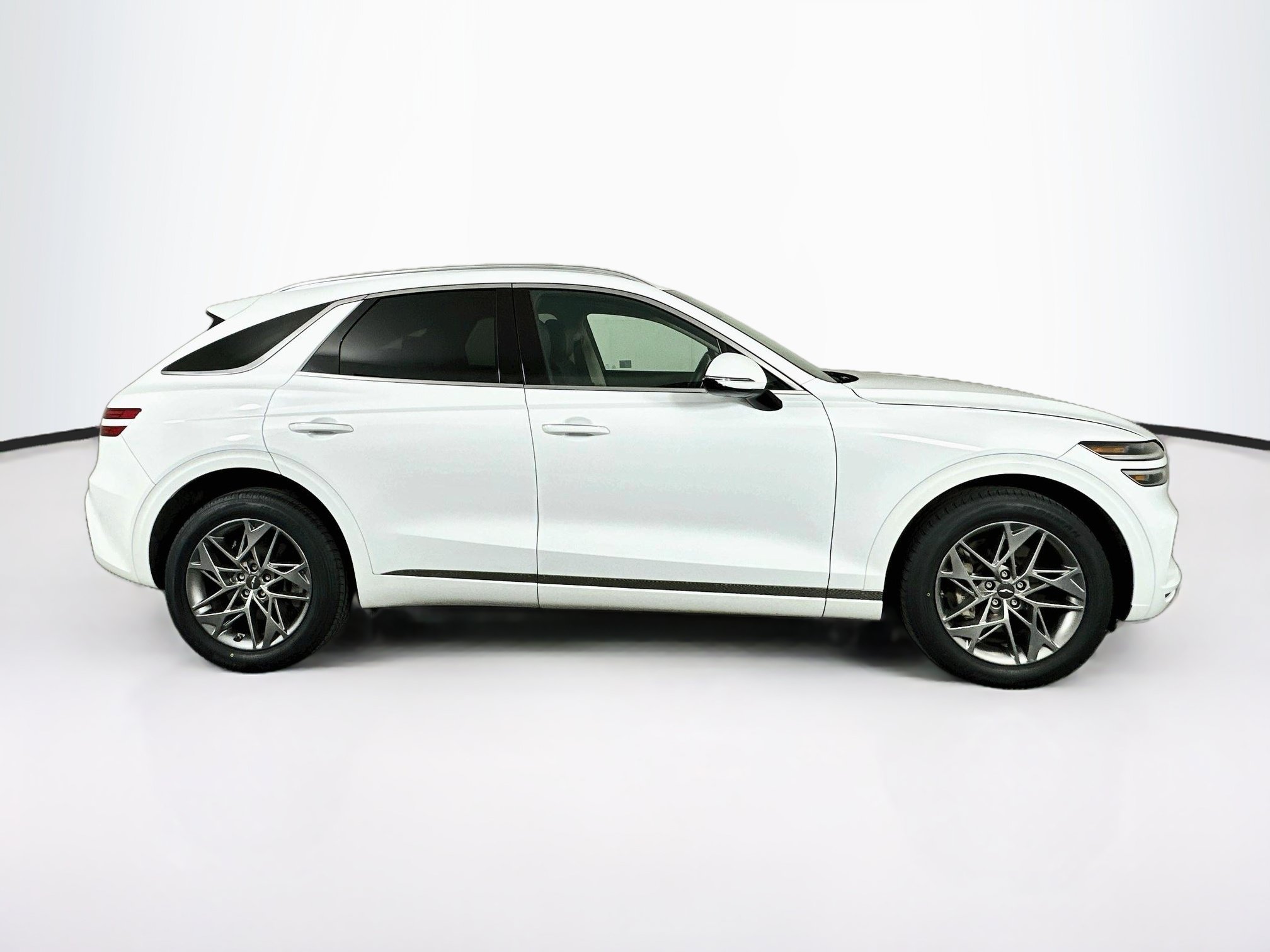 Used 2025 Genesis GV70 2.5T AWD/4WD image 10