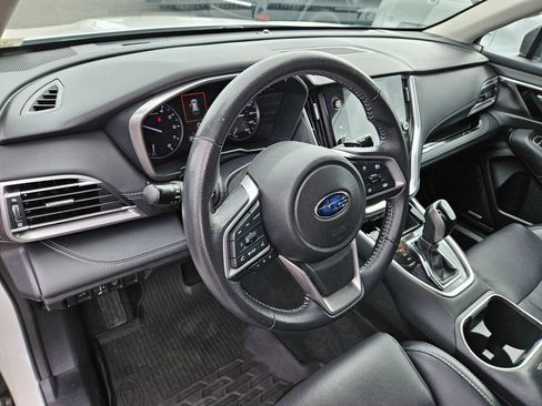 Used 2023 Subaru Outback Limited AWD/4WD image 19