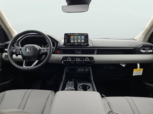 New 2025 Honda Pilot EX-L image 7