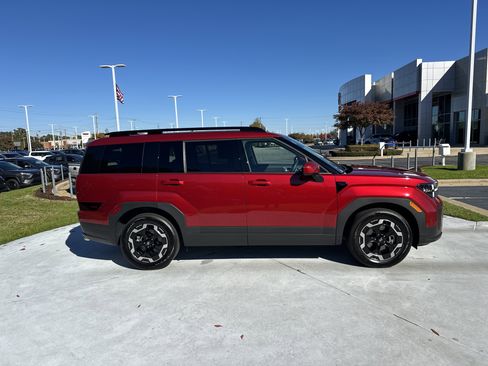 Used 2025 Hyundai Santa Fe SEL image 11