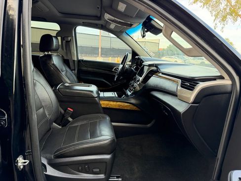 Used 2017 GMC Yukon Denali w/ Open Road Package image 18