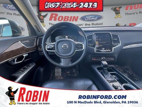 Used 2016 Volvo XC90 T6 Momentum w/ Momentum Plus Package AWD/4WD image 10