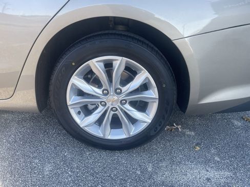 Used 2024 Chevrolet Malibu LT image 31