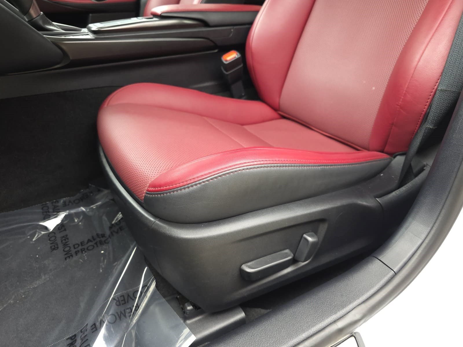 Used 2024 Lexus IS 300 w/ Comfort Package RWD image 25