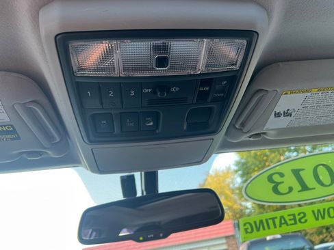 Used 2013 Toyota 4Runner SR5 w/ Convenience Pkg image 28