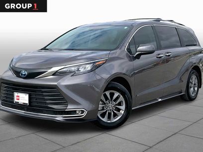 Used 2024 Toyota Sienna XLE