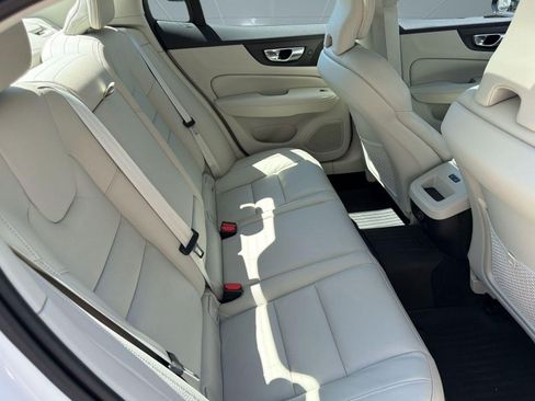 Used 2024 Volvo S60 B5 Plus w/ Climate Package FWD image 29