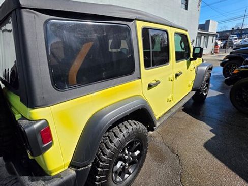Used 2023 Jeep Wrangler Unlimited Sport AWD/4WD image 3