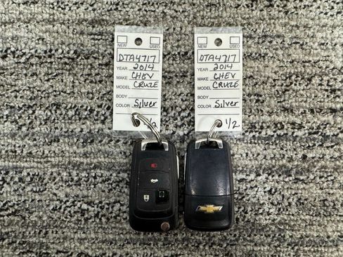 Used 2014 Chevrolet Cruze LT FWD image 38