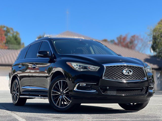 Used 2017 INFINITI QX60 FWD w/ Deluxe Technology Package image 3