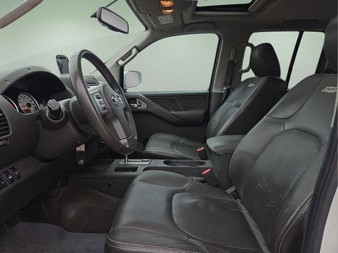 Used 2014 Nissan Frontier PRO-4X w/ Pro-4x Luxury Package AWD/4WD image 22
