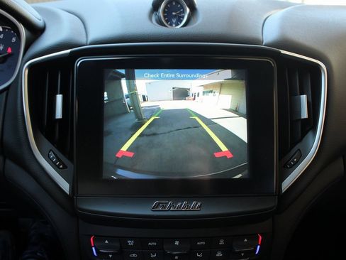 Used 2020 Maserati Ghibli image 17