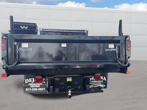 Used 2024 Ford F550 4x4 Regular Cab Super Duty image 3