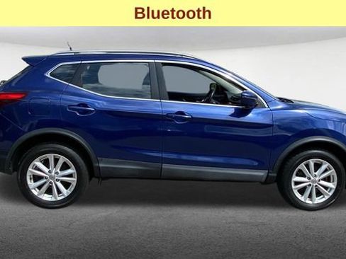 Used 2017 Nissan Rogue Sport SV w/ SV Premium Package AWD/4WD image 10