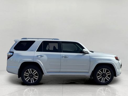 Used 2024 Toyota 4Runner Limited AWD/4WD image 9