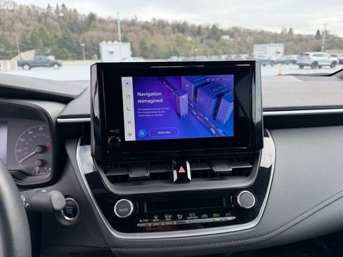 Certified 2023 Toyota Corolla SE image 19