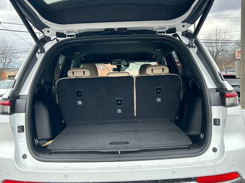 New 2026 Jeep Grand Cherokee Limited image 8