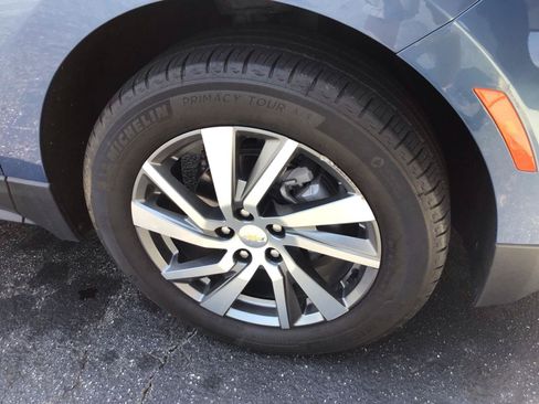 Used 2024 Chevrolet Equinox Premier w/ LPO, Floor Liner Package FWD image 9