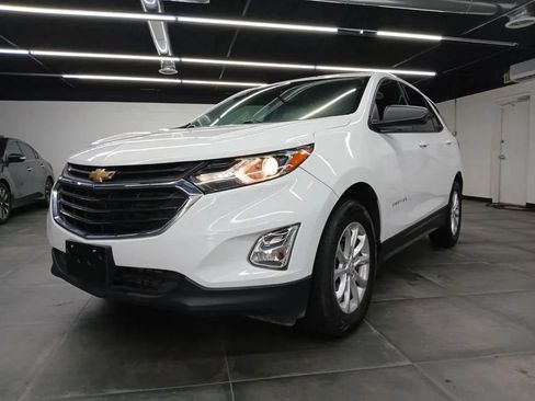 Used 2019 Chevrolet Equinox LS w/ LS Convenience Package FWD image 38