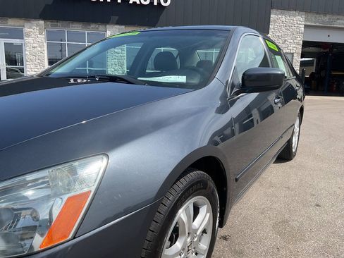 Used 2006 Honda Accord SE image 2