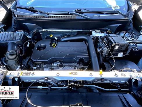 Used 2024 GMC Terrain SLT image 10