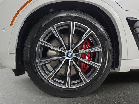 New 2026 BMW X5 xDrive50e w/ Executive Package AWD/4WD image 32