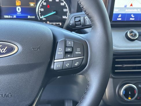 Used 2024 Ford Maverick Lariat image 27