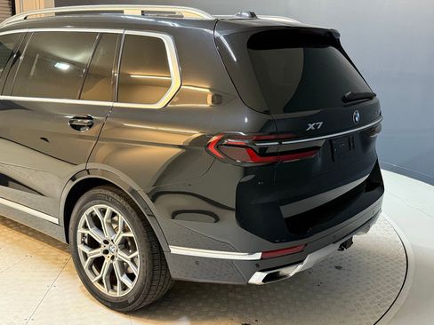 Used 2024 BMW X7 xDrive40i image 23