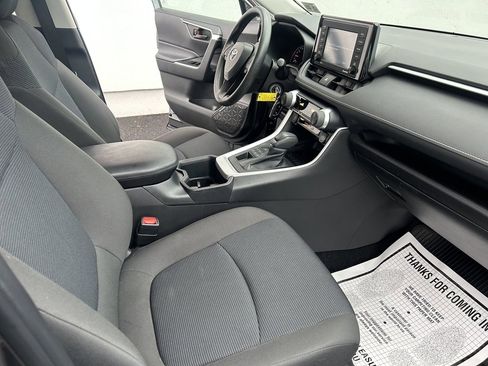 Certified 2022 Toyota RAV4 LE image 14