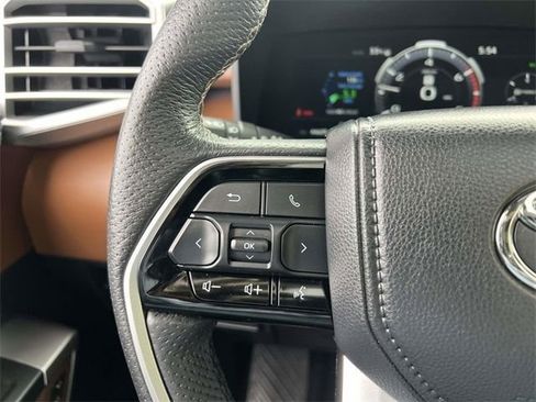 Used 2023 Toyota Tundra 1794 Edition image 11