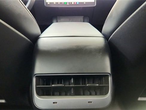 Used 2023 Tesla Model 3 Standard Range image 52