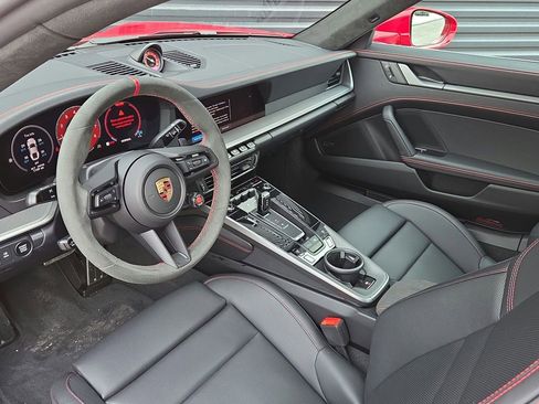 Certified 2025 Porsche 911 Carrera S RWD image 4