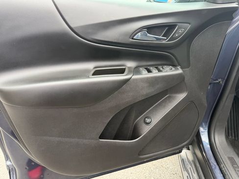 Used 2018 Chevrolet Equinox LT AWD/4WD image 13